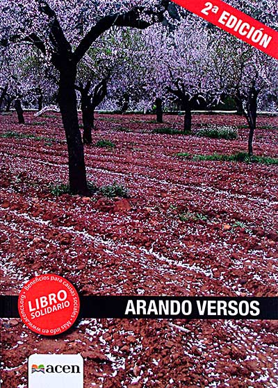 Arando versos.