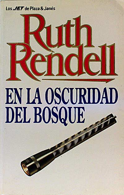 En la oscuridad del bosque.