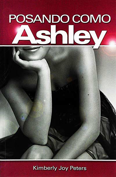 Posando como Ashley
