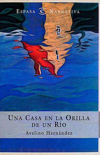 Una casa en la orilla de un río